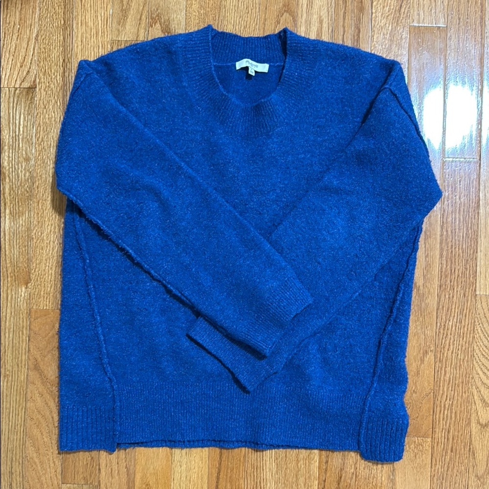 Women’s Blue Sweater (S)